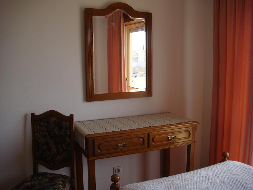 Apartamentos Sonybell Albufeira Room photo